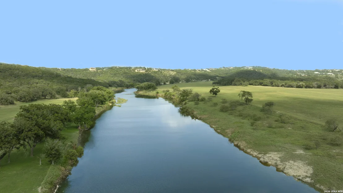 Photo of 325 RIVER RDG