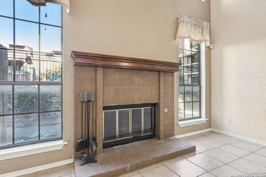 Photo of Unit 259 at 8633 DATAPOINT DR