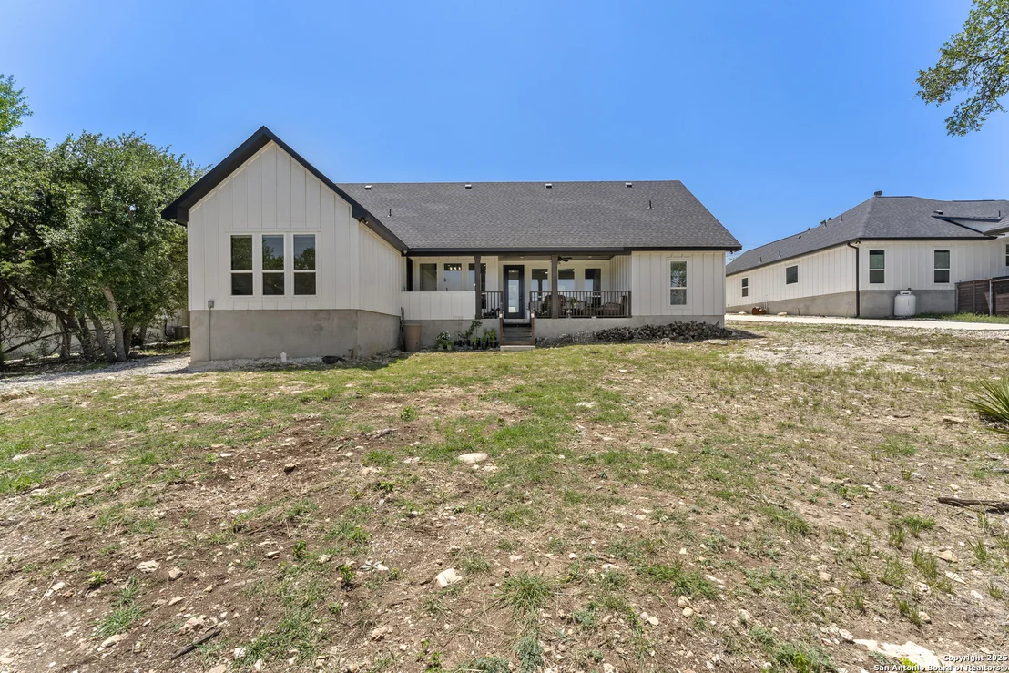 Photo of 1101 Persimmon