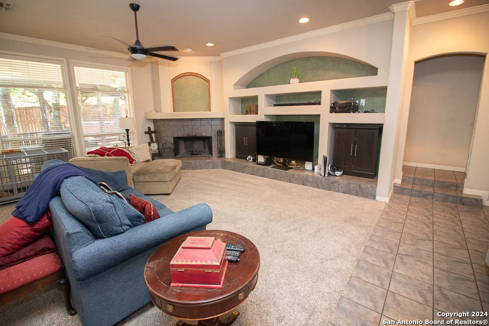 Photo of 8526 FAIRWAY TRACE DR