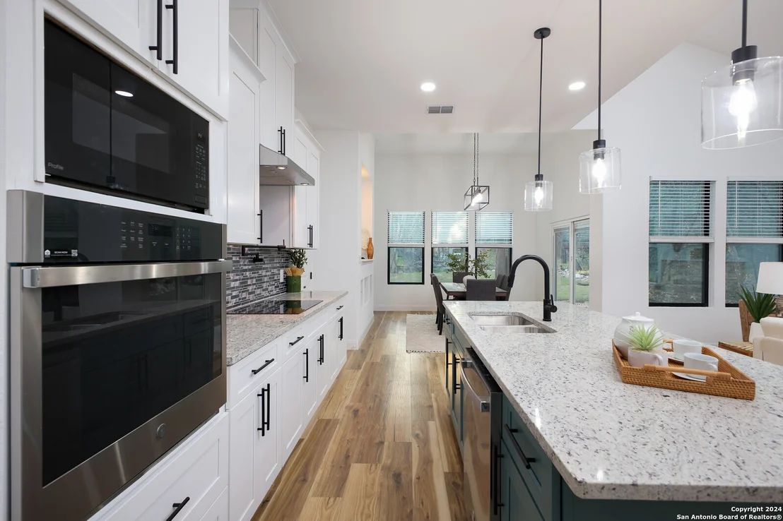 Photo of 1684 winding creek