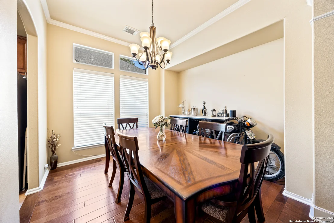 Photo of 124 Brookbend