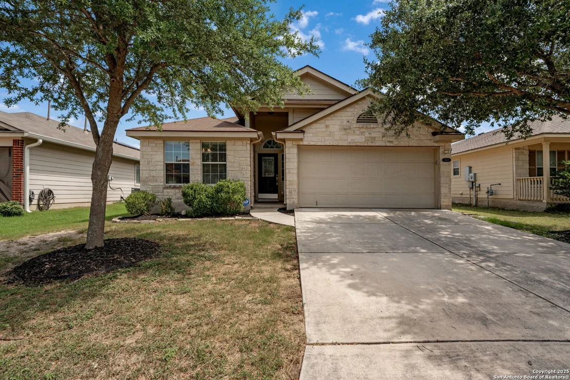 Photo of 8434 Blackstone