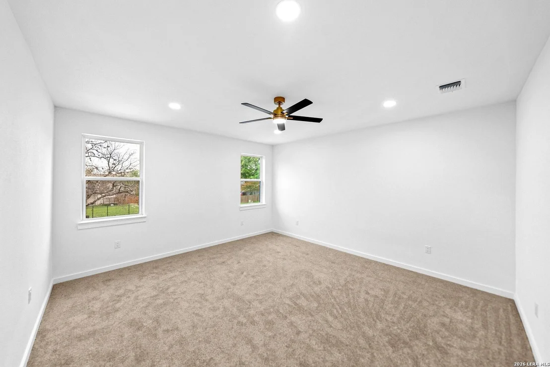 Photo of 110 San Antonio Blvd