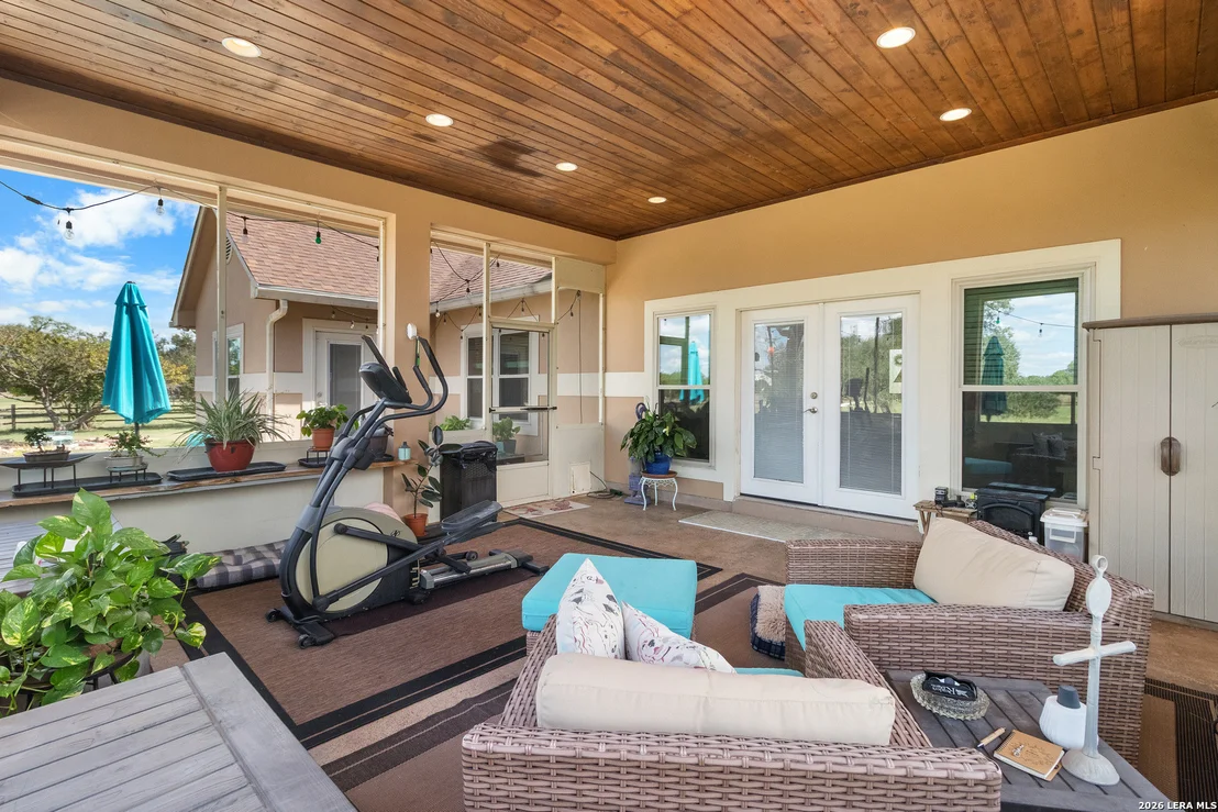 Photo of 212 ANTLER CIR