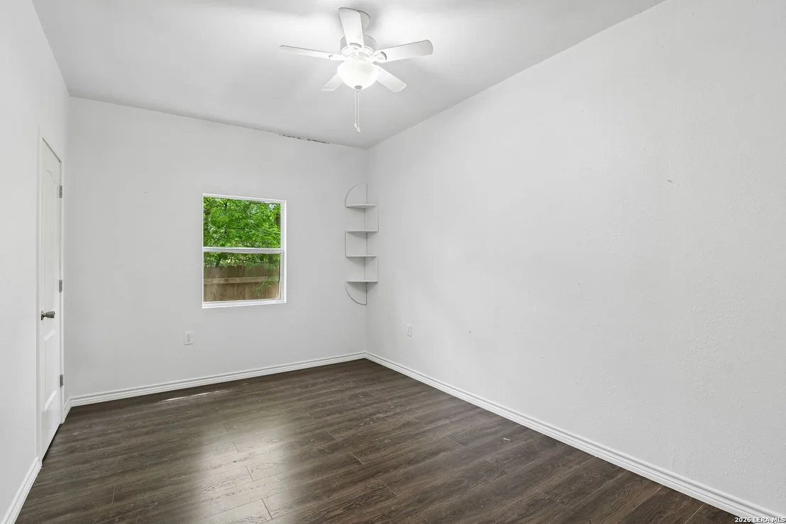 Photo of 810 Lamar