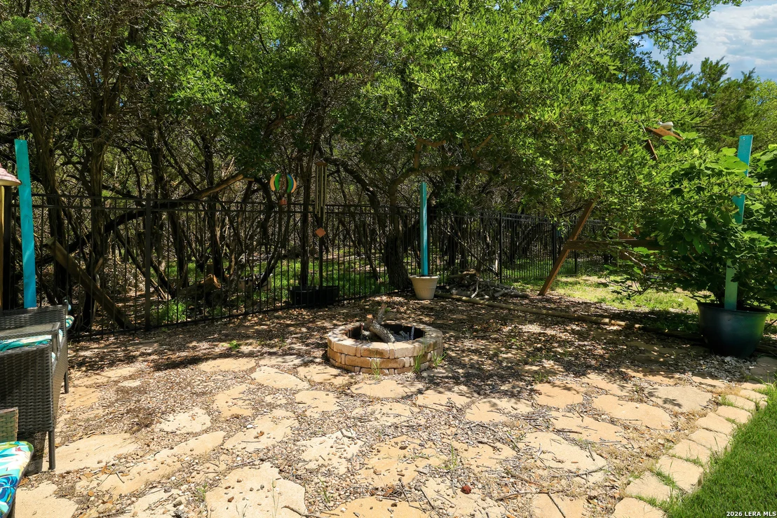 Photo of 1219 Wilder Pond