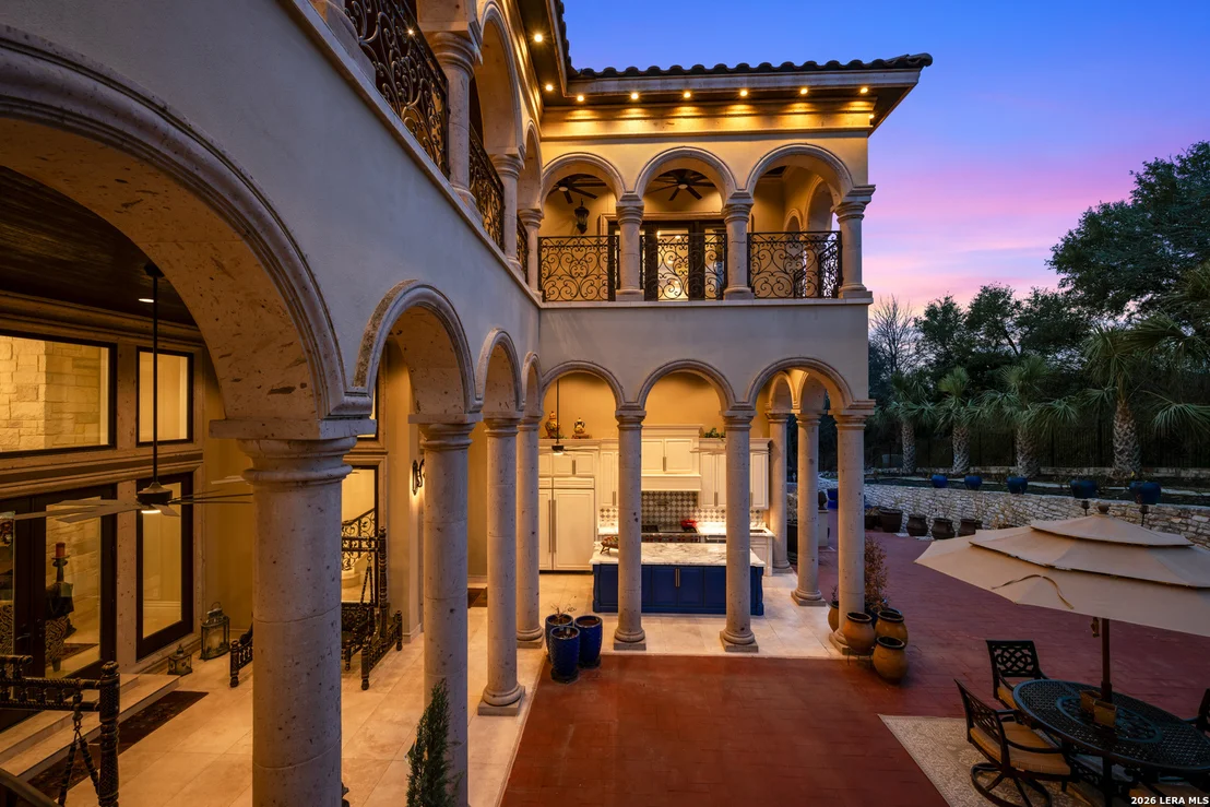 Photo of 11 Vineyard Dr.