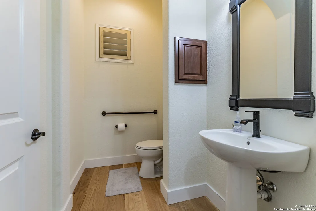 Photo of 22551 ALABADO