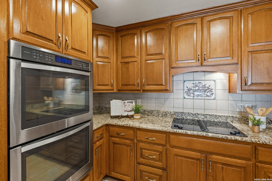 Photo of 6119 CRESCENT FLS