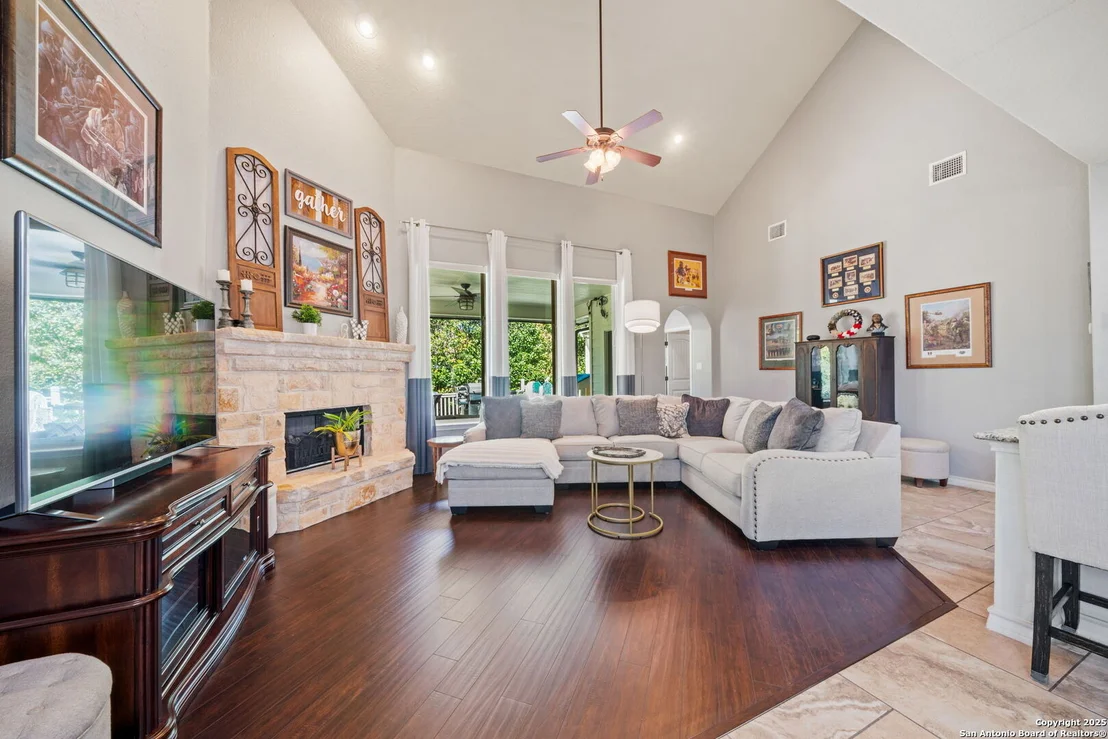Photo of 505 Saddle Hill