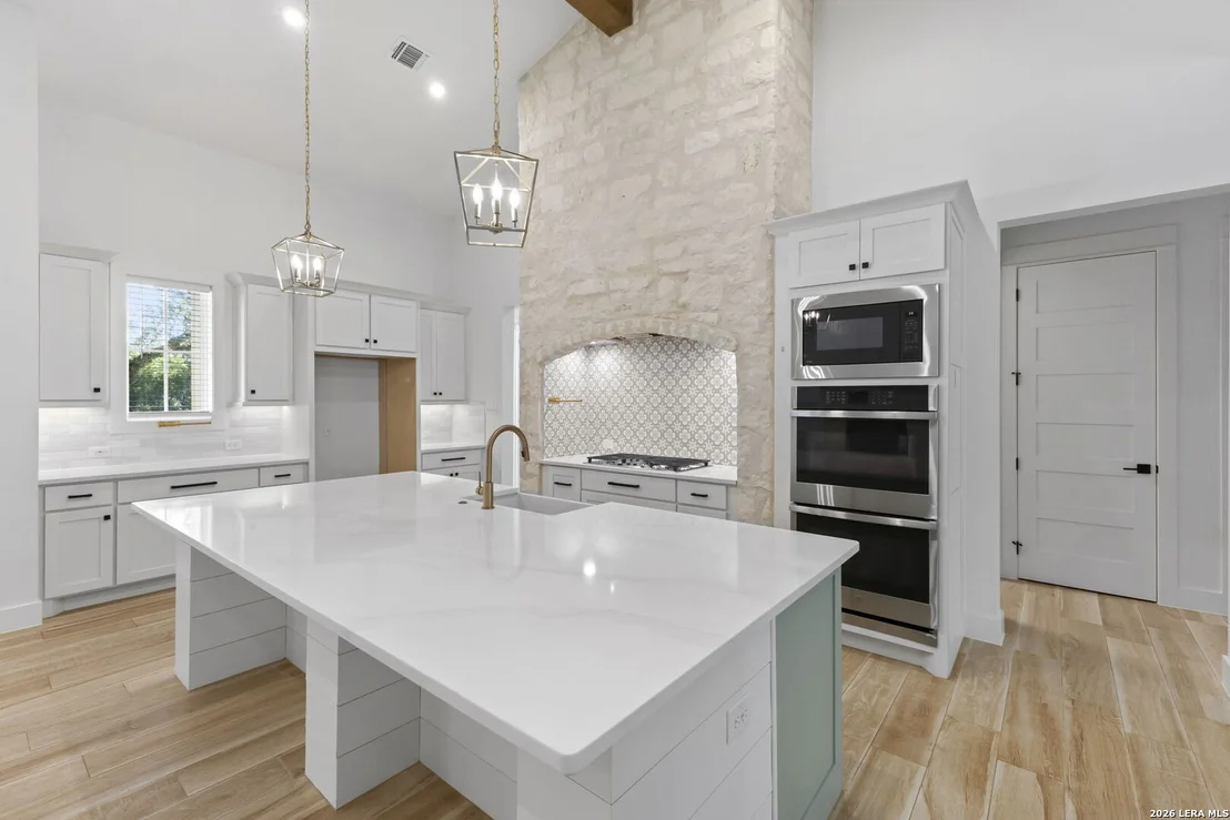 Photo of 1062 PEGASUS DR