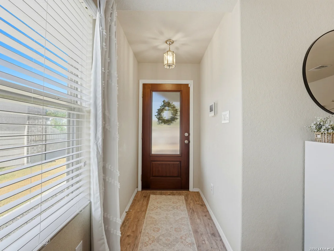 Photo of 32116 Macey Oak