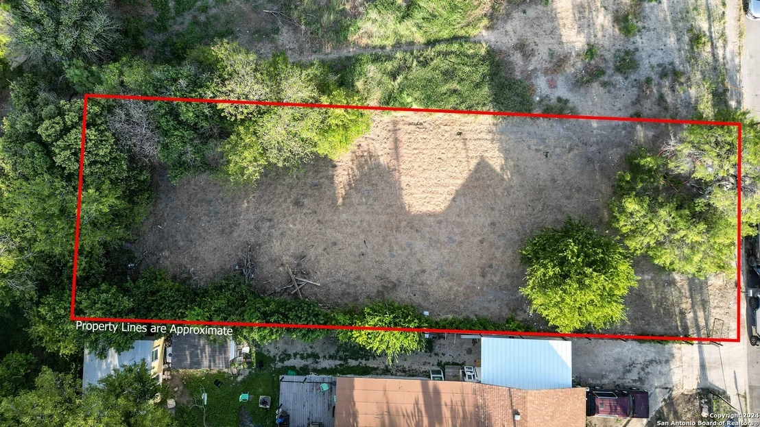 Photo of 5211 BLESSING ST