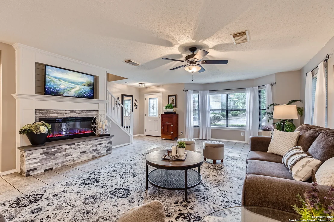 Photo of 2334 Creekside Bend
