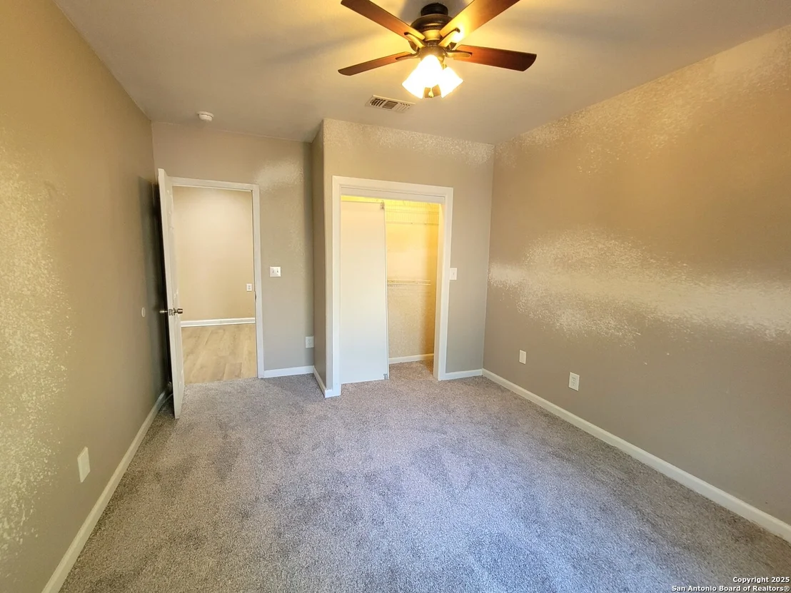 Photo of 9235 Lasswell