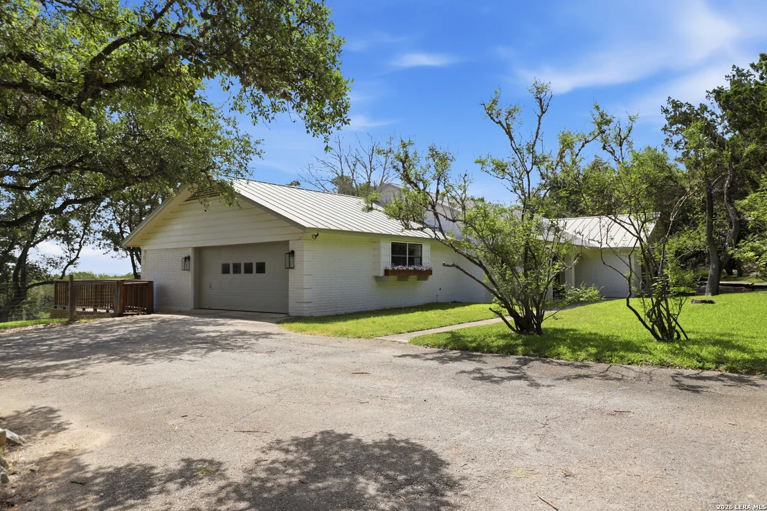 Photo of 8908 CEDAR TRL