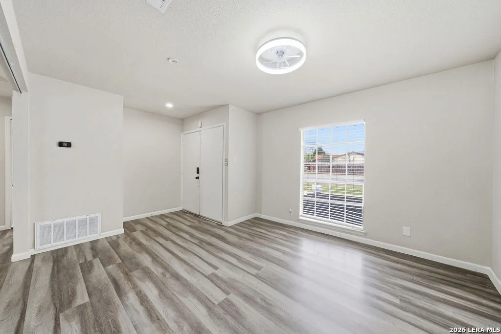 Photo of 6926 Montgomery Dr