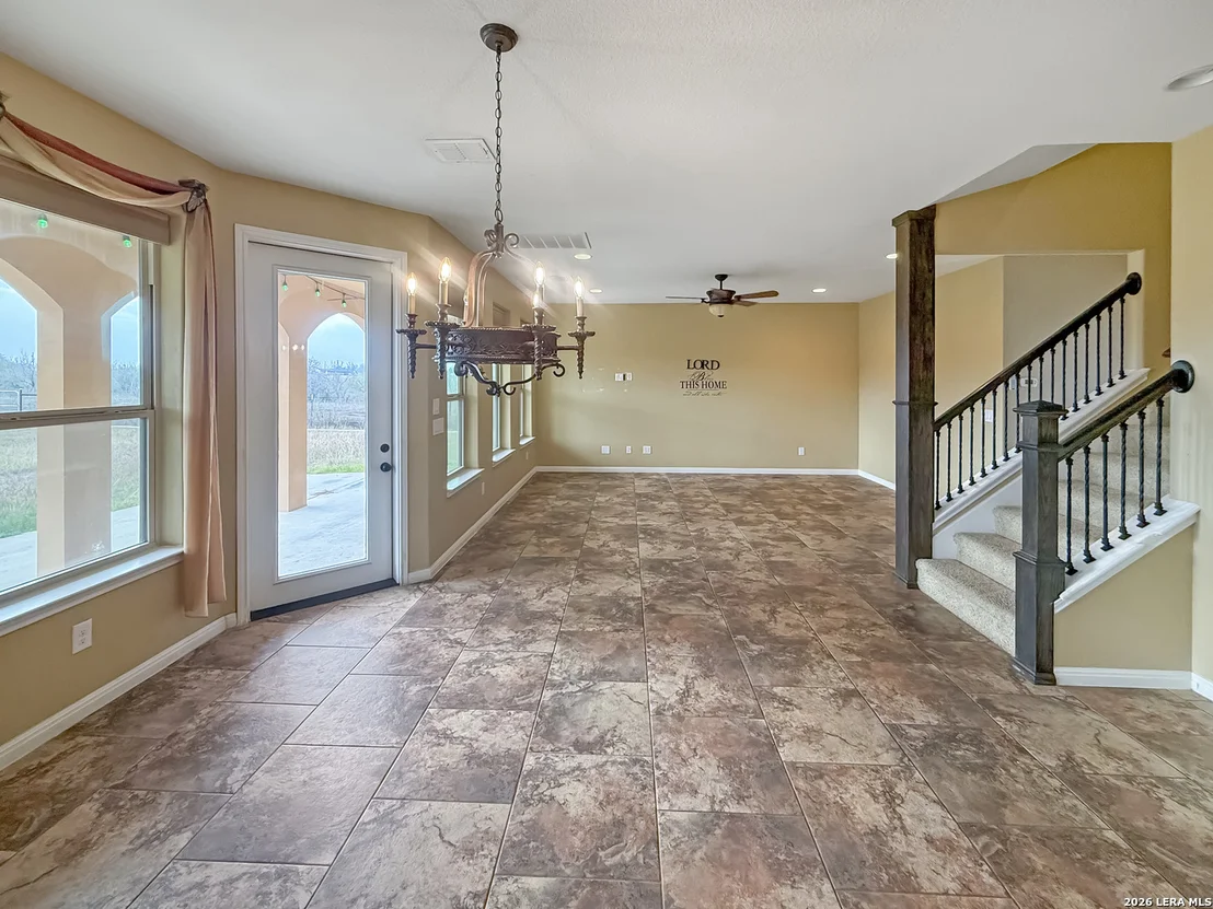 Photo of 2211 Old Lehmann Rd