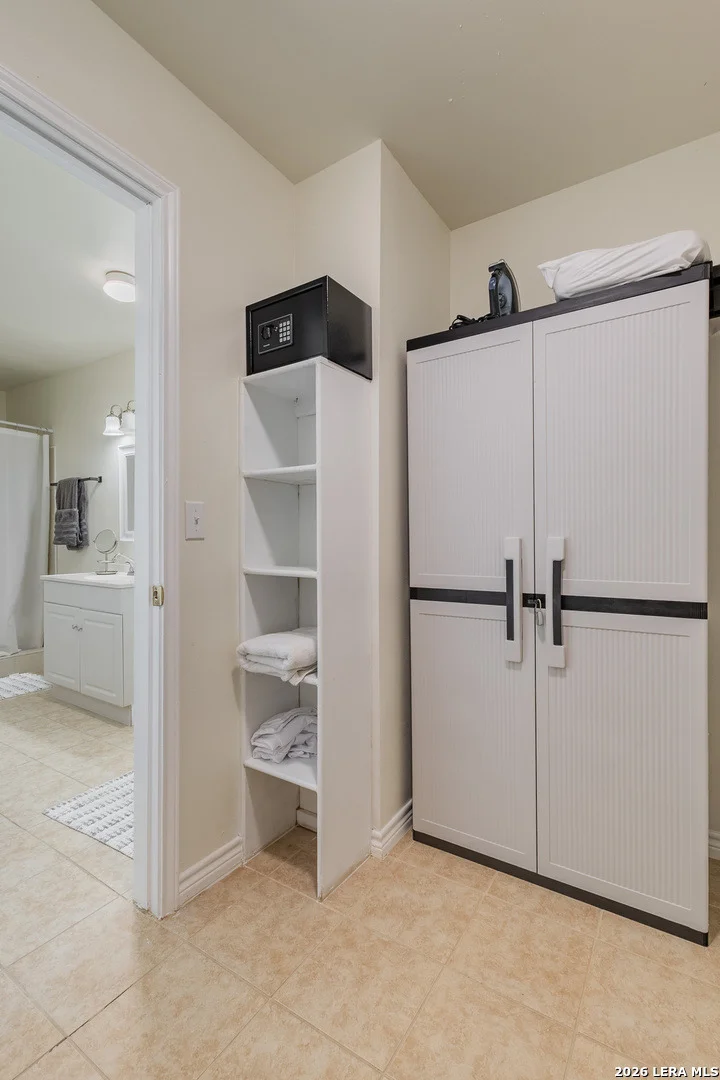 Photo of Unit UNIT12 at 391 Riverside Dr