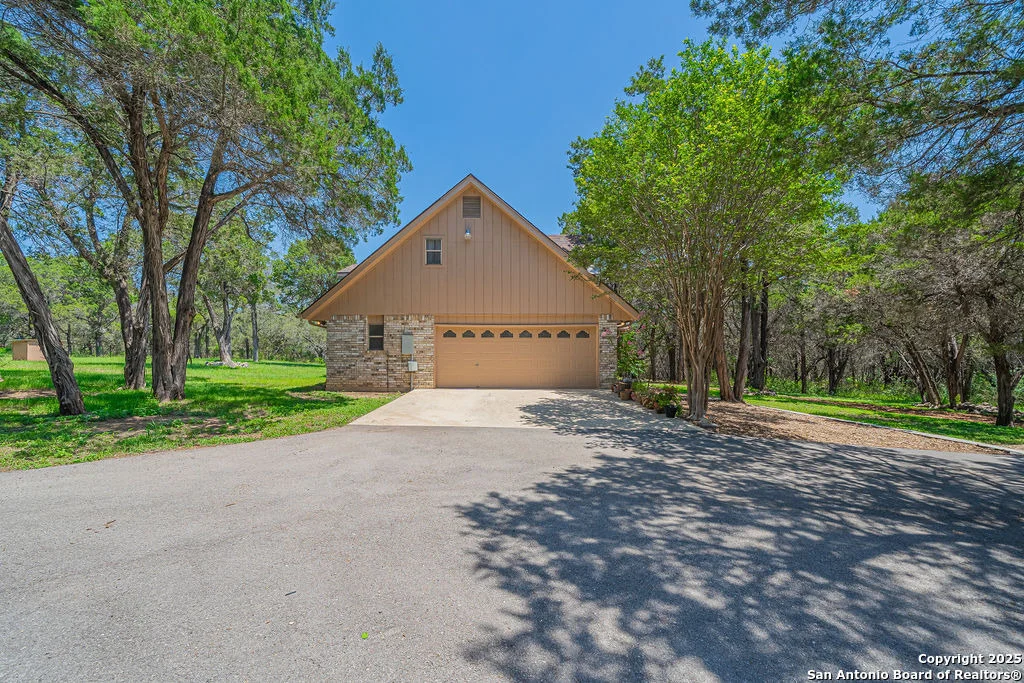 Photo of 750 Forest Trail