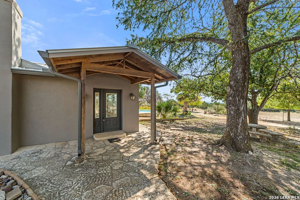 Photo of 309 Burney