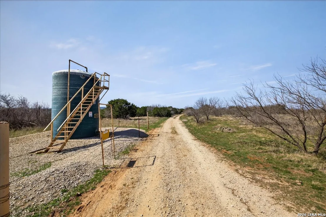 Photo of 4140 N State Highway 16