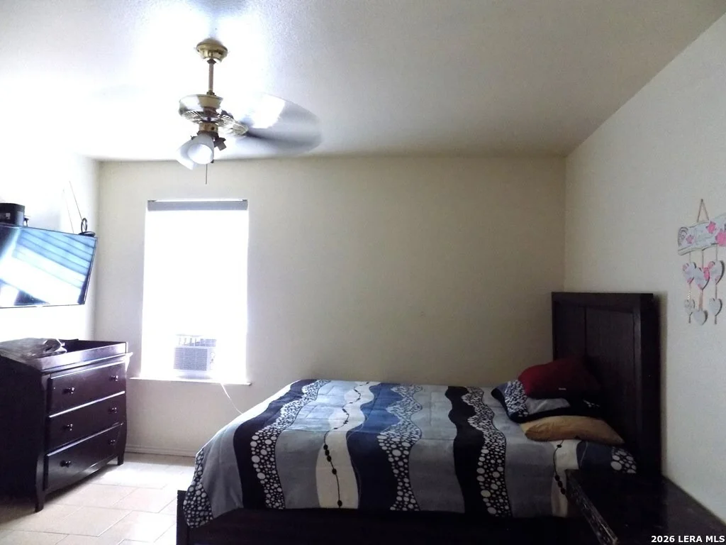 Photo of 220 CALLE ESCUELA