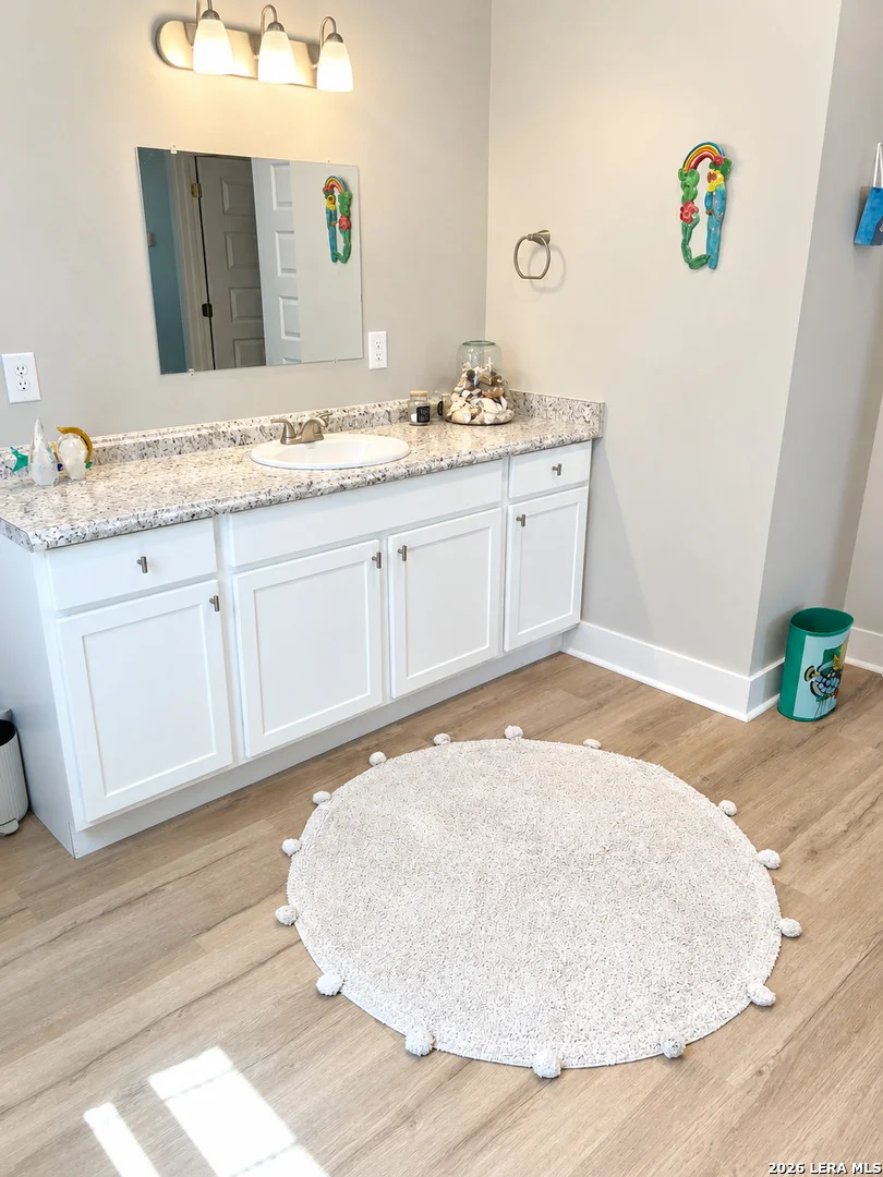 Photo of 137 OASIS CIR