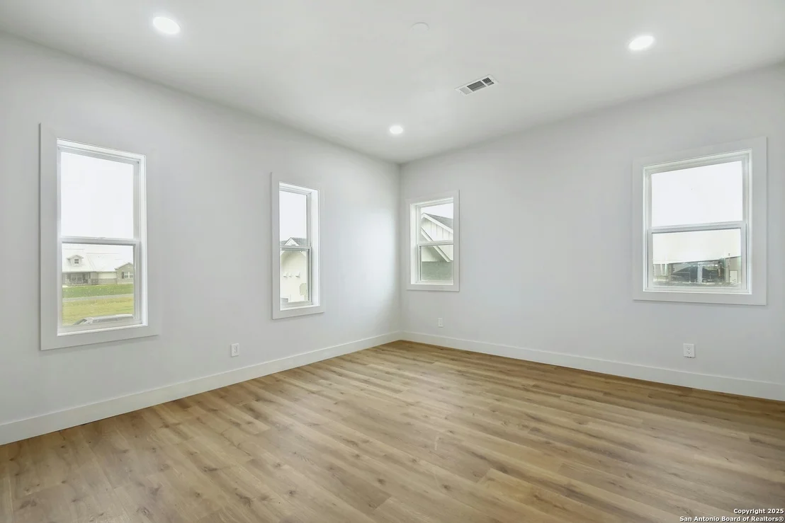Photo of 138 RANCHERS WAY