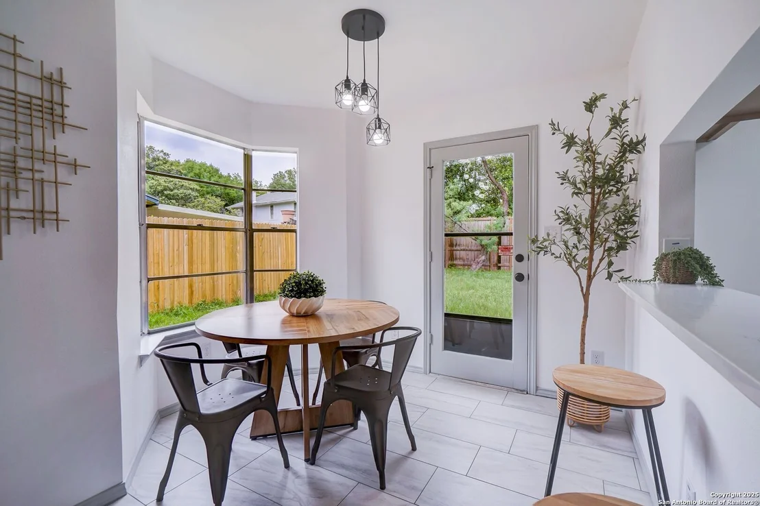 Photo of 2307 Moss Terrace