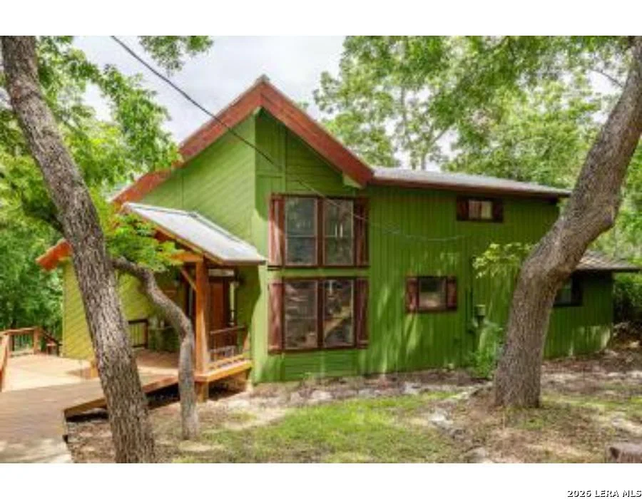 Photo of 9710 RIVER RD
