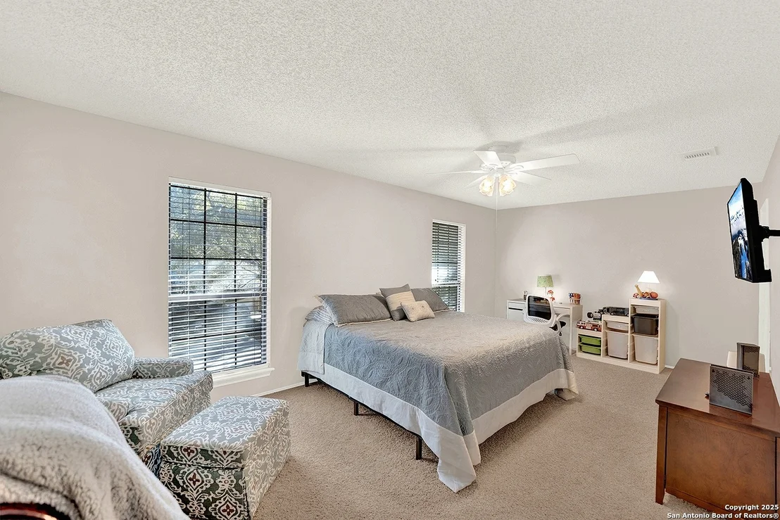 Photo of 121 SPYGLASS