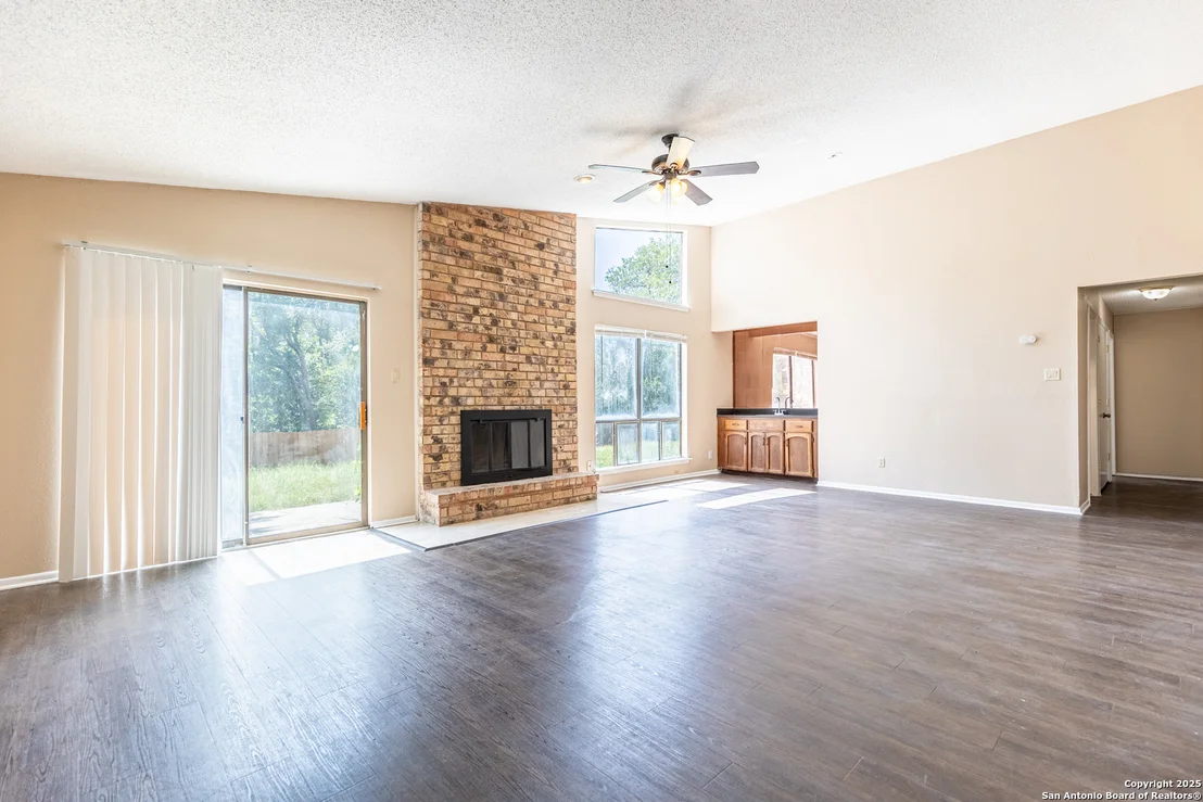 Photo of 5814 pineway