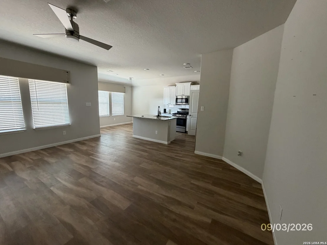 Photo of 5534 Black Walnut