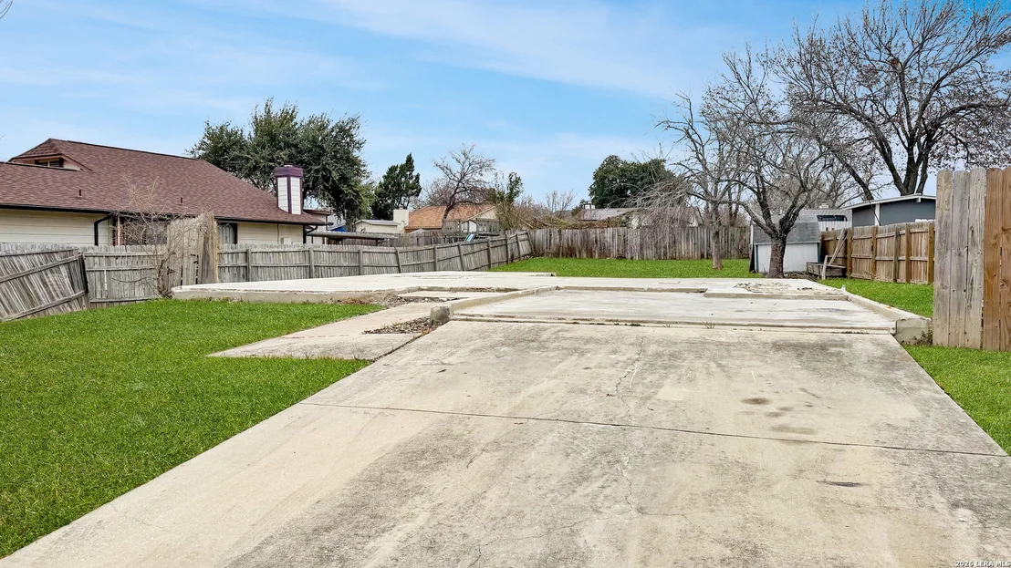 Photo of 223 Saddlebrook