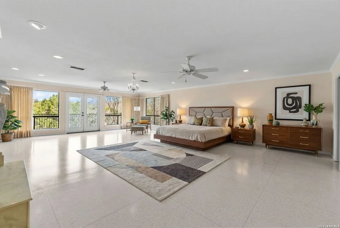 Photo of 85 Mission