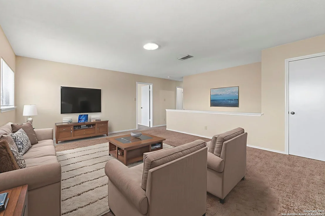 Photo of 8023 Chestnut Cedar