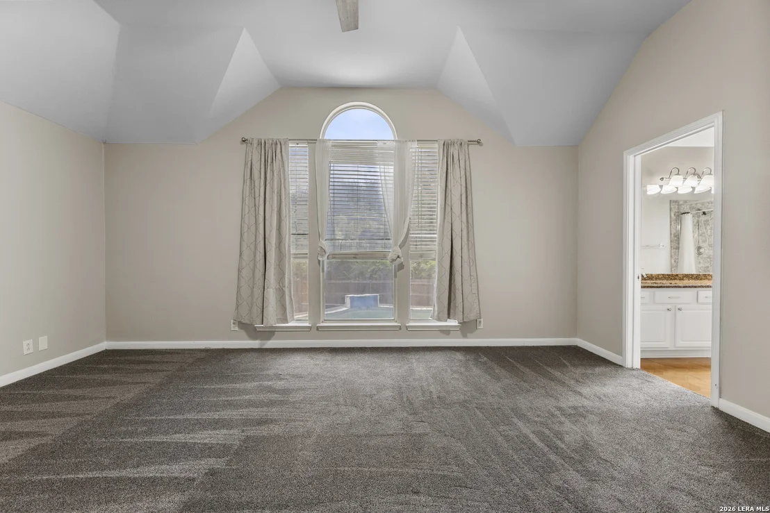 Photo of 2555 Crested Heights