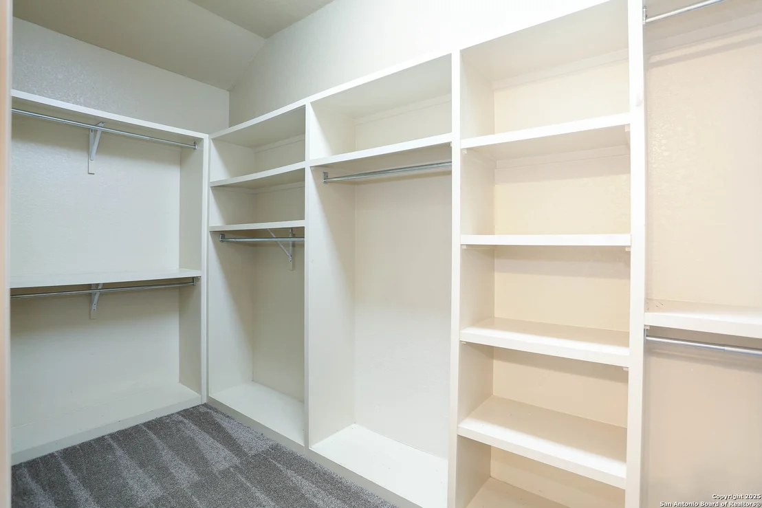 Photo of 5102 THYMUS DR