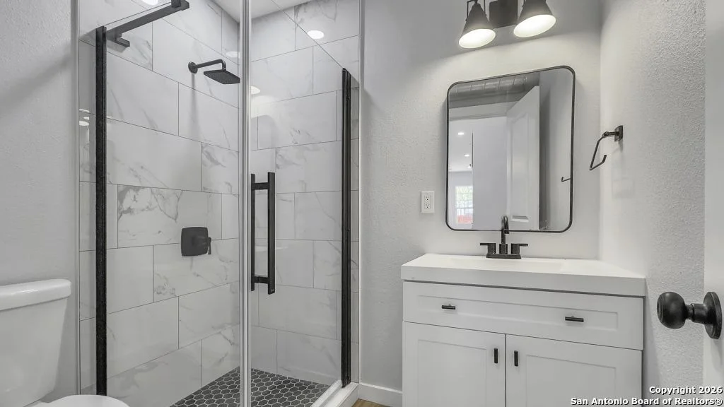 Photo of 219 Saint James