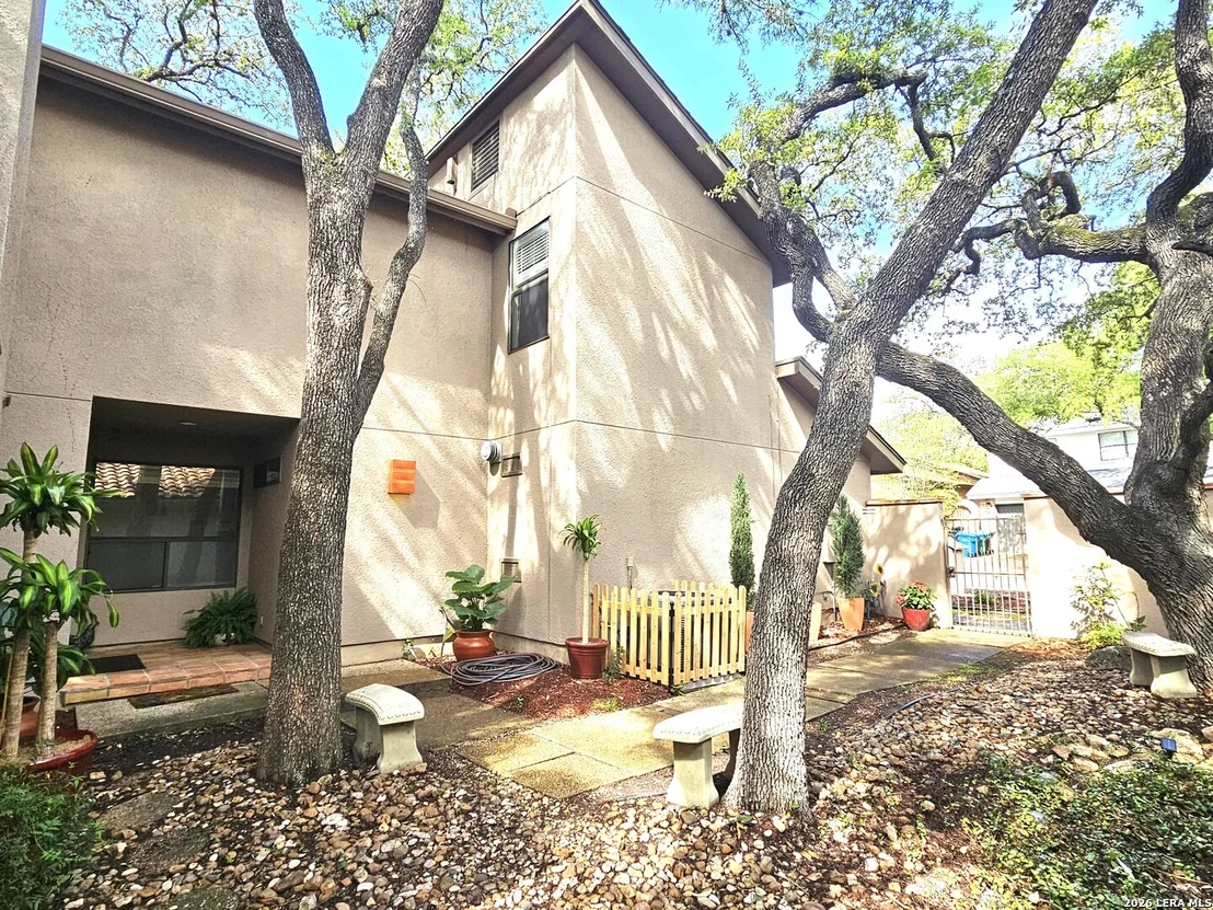 Photo of 3410 RIVER PATH ST