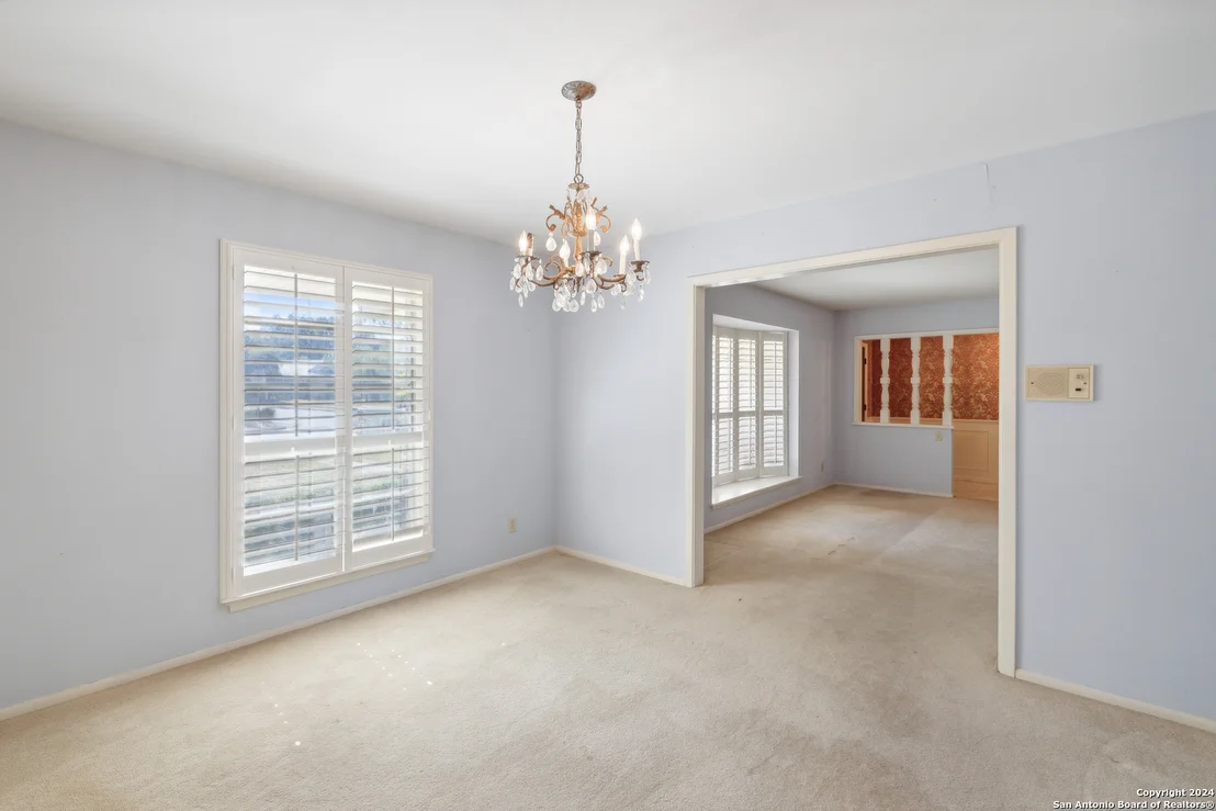Photo of 449 GOLFCREST