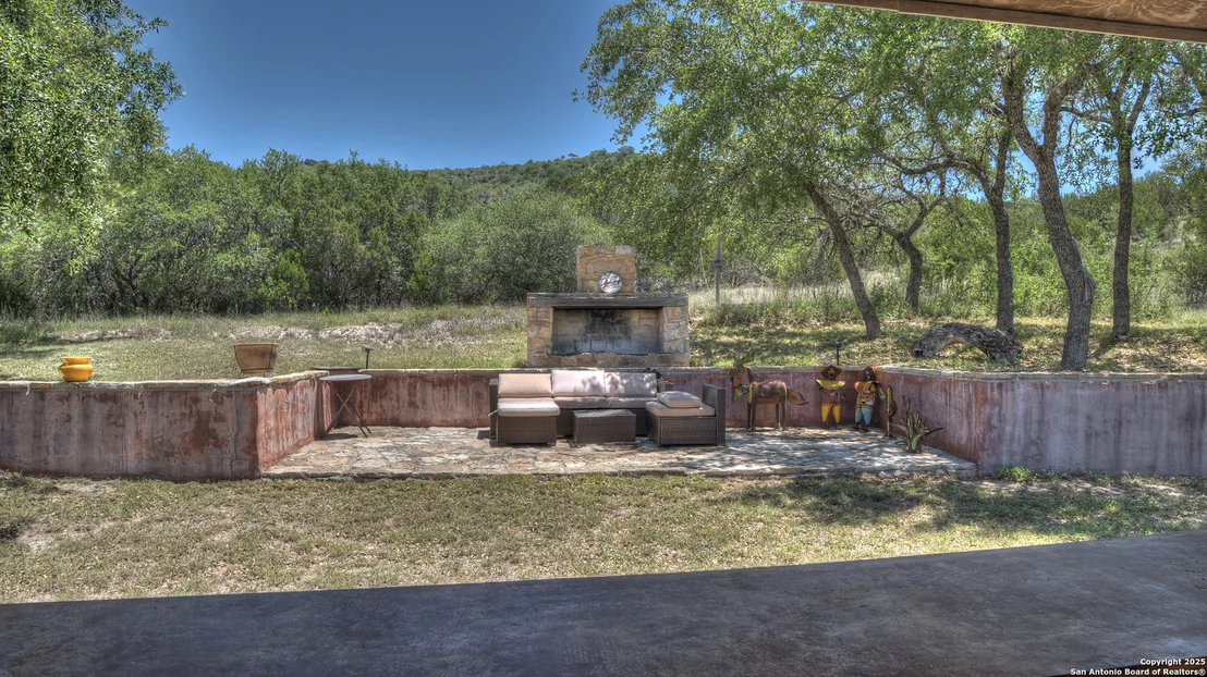 Photo of 121 David Rankin Rd