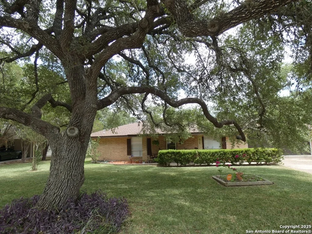 Photo of 218 Kessler Lane