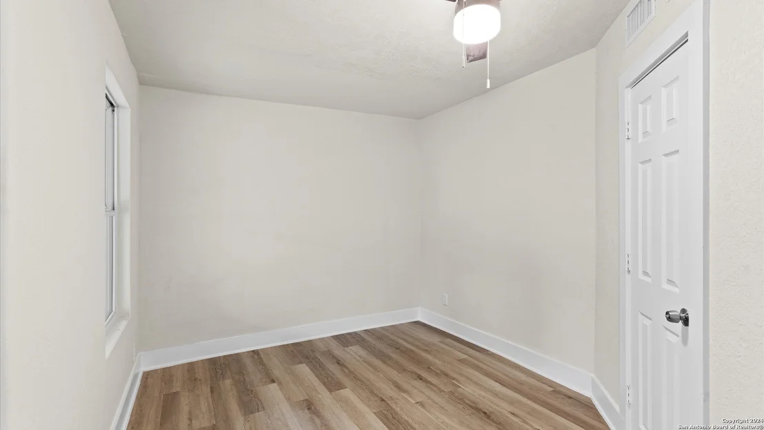 Photo of 1815 PASADENA