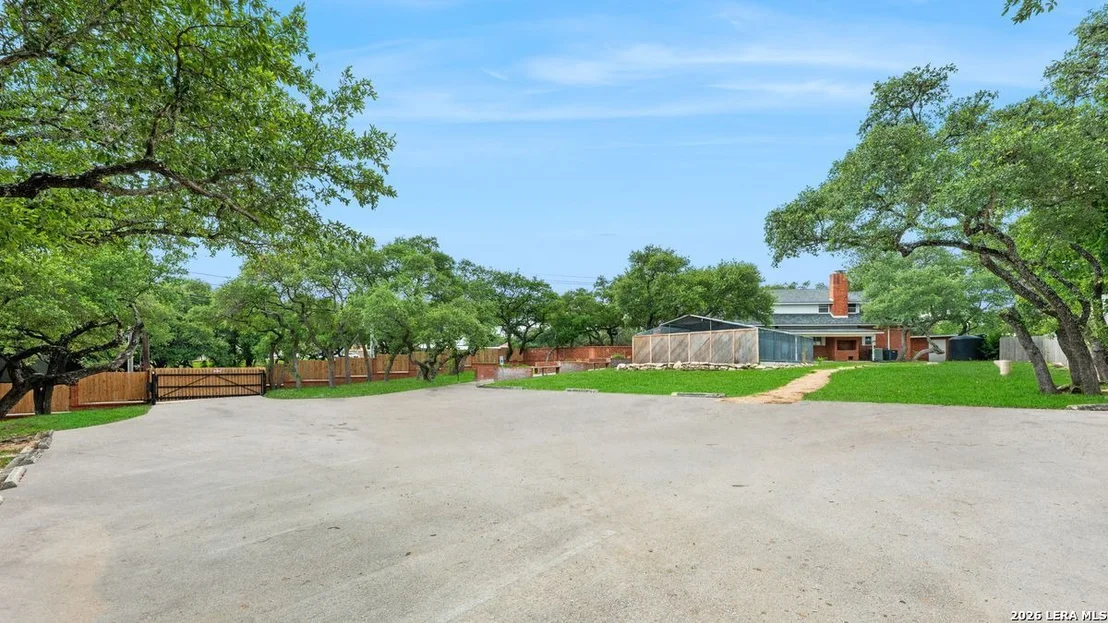 Photo of 11902 RUSTIC LN