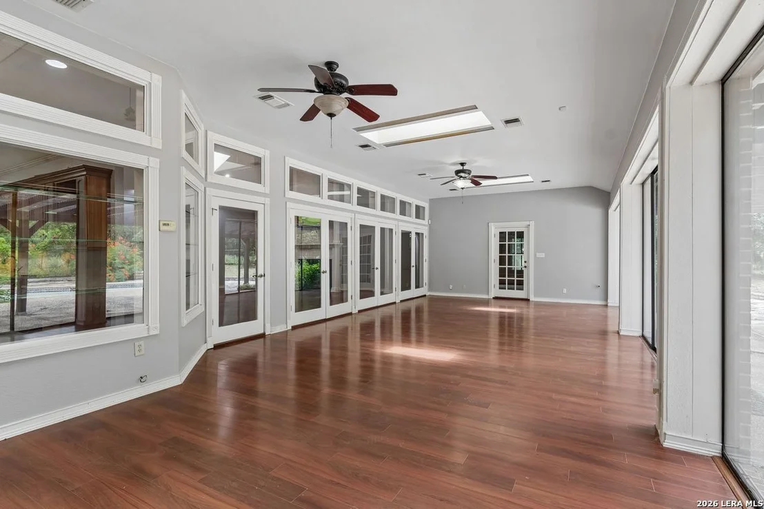 Photo of 237 CREST TRL