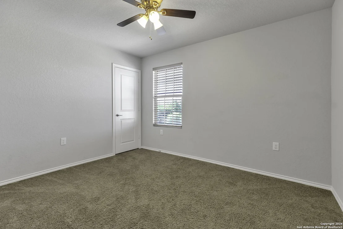 Photo of 5706 WILLOW BREEZE