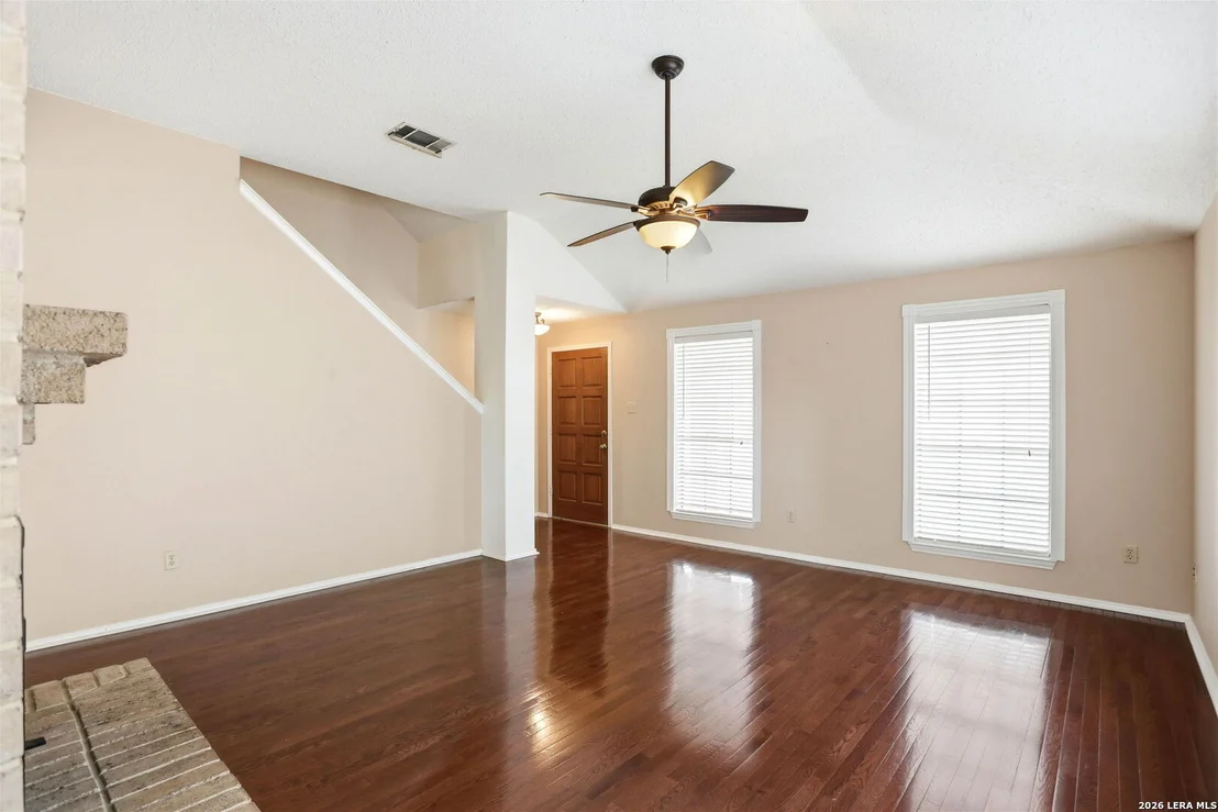 Photo of 1100 Dimrock